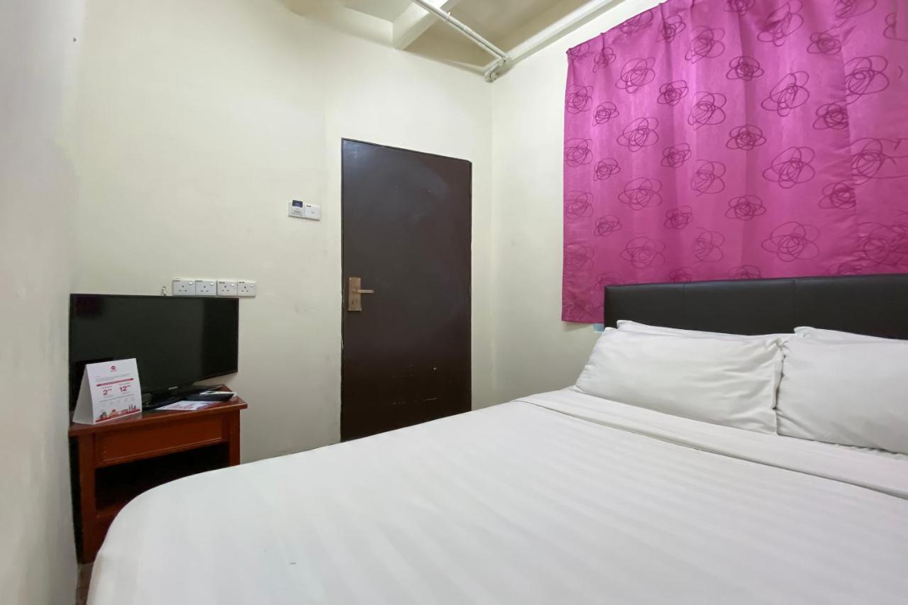 Spot On 89673 Good Friend Hotel George Town Eksteriør billede